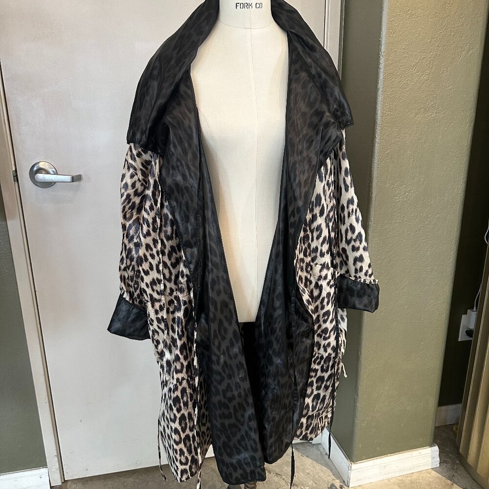 Ivan Grundahl Reversible Leopard & Black Raincoat – Oversized Avant‑Garde Coat
